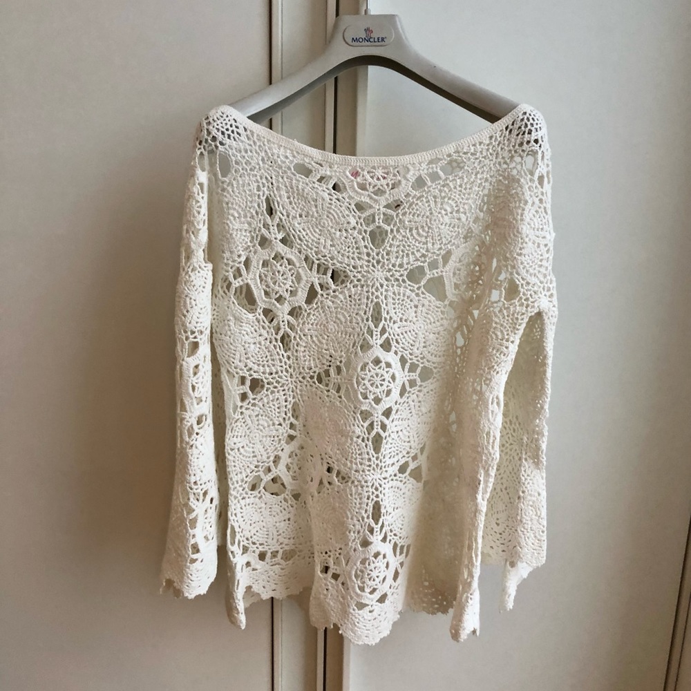 Miss June Paris Broderie Blouse - Picture 4 of 13